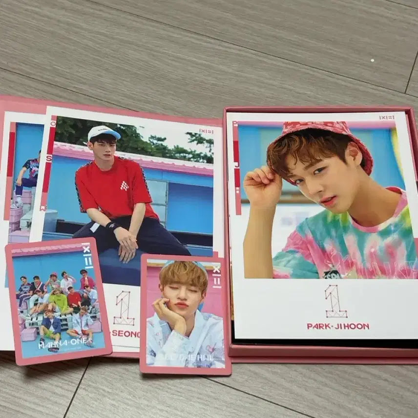 [BUNJANG] Wanna One Park Jihoon Photocard Album / 워너원 앨범 박지훈 포카 포함