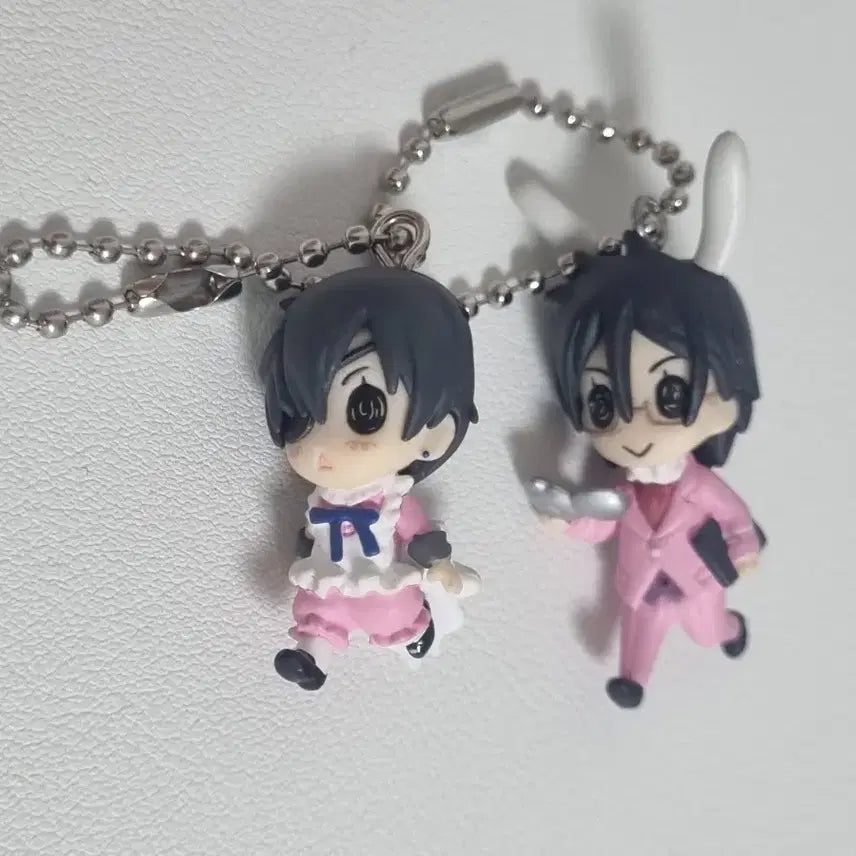 [BUNJANG] Black Butler Ciel Sebastian Phantomhive Swing Gacha Figure Keyring / 고전) 흑집사 시엘 세바스찬 팬텀하이브 스윙가챠 피규어 키링