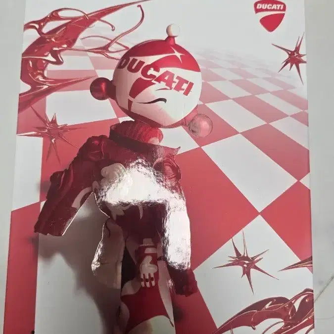 [BUNJANG] Pop Mart Skullpanda Ducati Action Figure / 팝마트 스컬판다 듀카티 액션 피규어