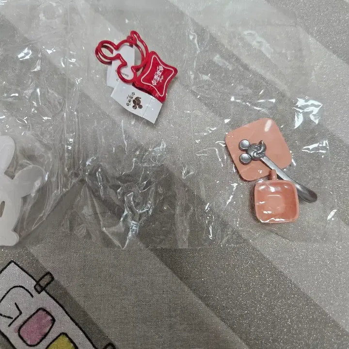 [BUNJANG] Re-Ment Disney Mickey Mouse 1950s Cafe &amp; Chair Miniature Set (Discontinued) / 단종 리멘트 식완 디즈니 미키마우스 50년대 카페 및 미키마우스 관련 의자