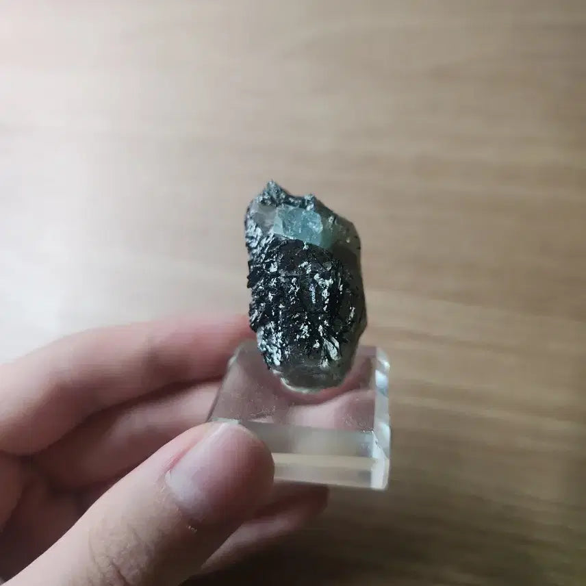 [BUNJANG] Aquamarine, Smoky Quartz, and Hematite Specimen / 아쿠아마린 + 연수정 + 철전기석