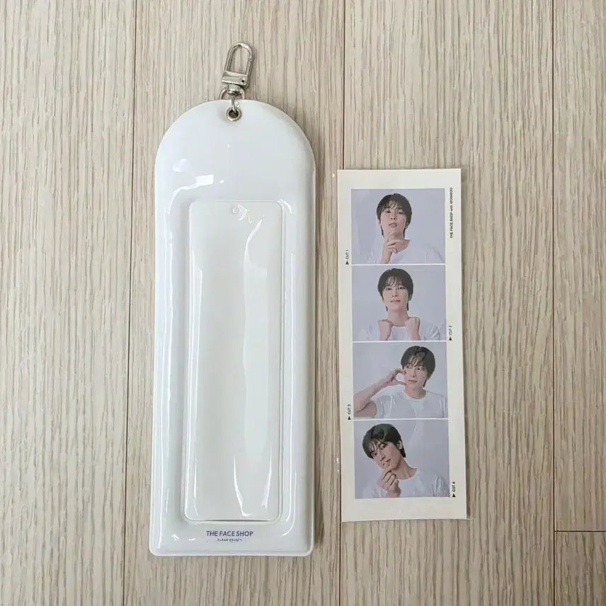 [BUNJANG] SEVENTEEN Wonwoo Four-Cut Photo Keychain Set / 세븐틴 원우 네컷사진 키링 세트