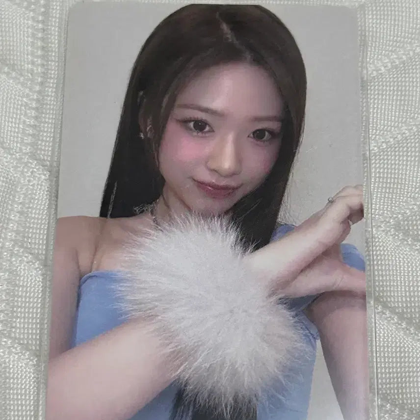 [BUNJANG] RESCENE GENA Glow Up Photocard / 리센느 제나 공방 포카 글로우업 양도
