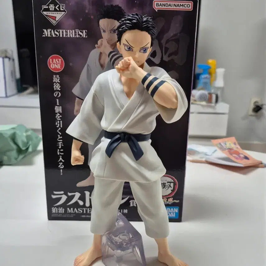 [BUNJANG] Demon Slayer Zenitsu Agatsuma A Prize Hakuji Figure Bundle Set / 귀멸의칼날(귀칼) 젠이츠 A상 하쿠지 라원 일괄판매 합니다 단순개봉전시용