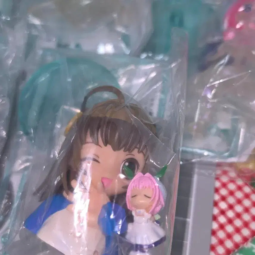 [BUNJANG] BTS Suga Snow Fairy Figure Bundle Set / 눈의 요정 슈가 피규어