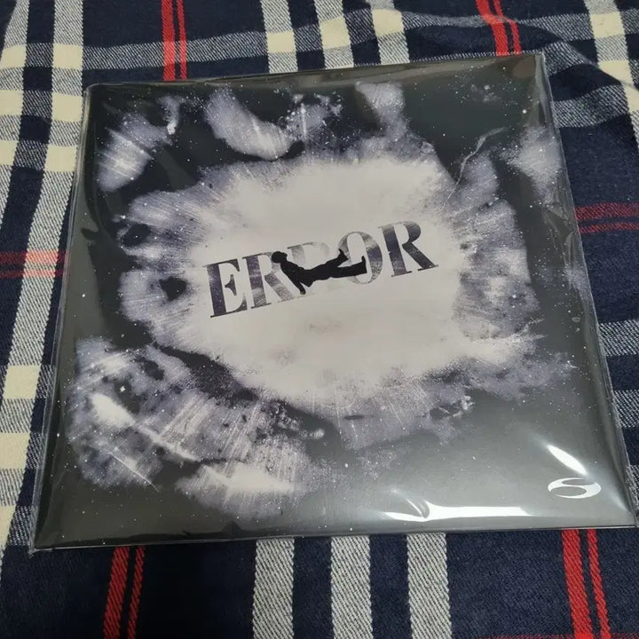 [BUNJANG] Lee Chan Hyuk ERROR LP (Sealed) / 이찬혁 에러 lp 미개봉