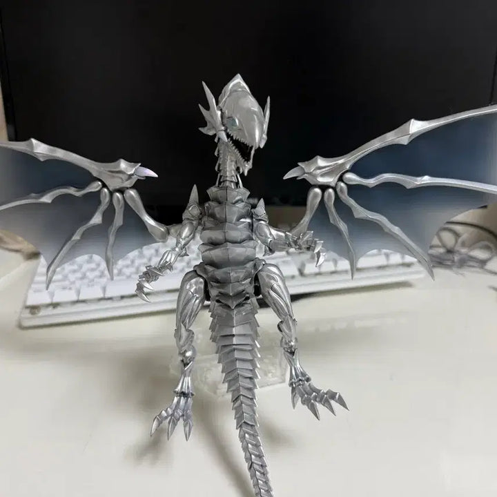[BUNJANG] Yu-Gi-Oh! Blue-Eyes White Dragon Custom Painted Model / 유희왕 푸른눈의백룡 프리모델 도색작 팔아요