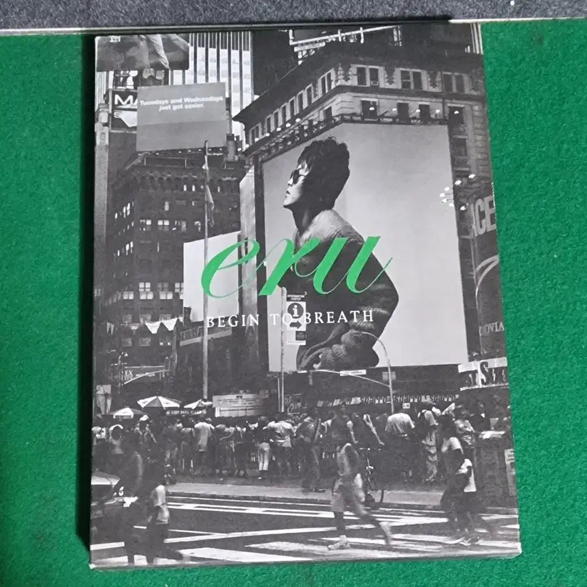 [BUNJANG] Eru 1st Album .Begin to Breathe. / 이루(Eru) 1집 앨범 .Begin to Breathe.