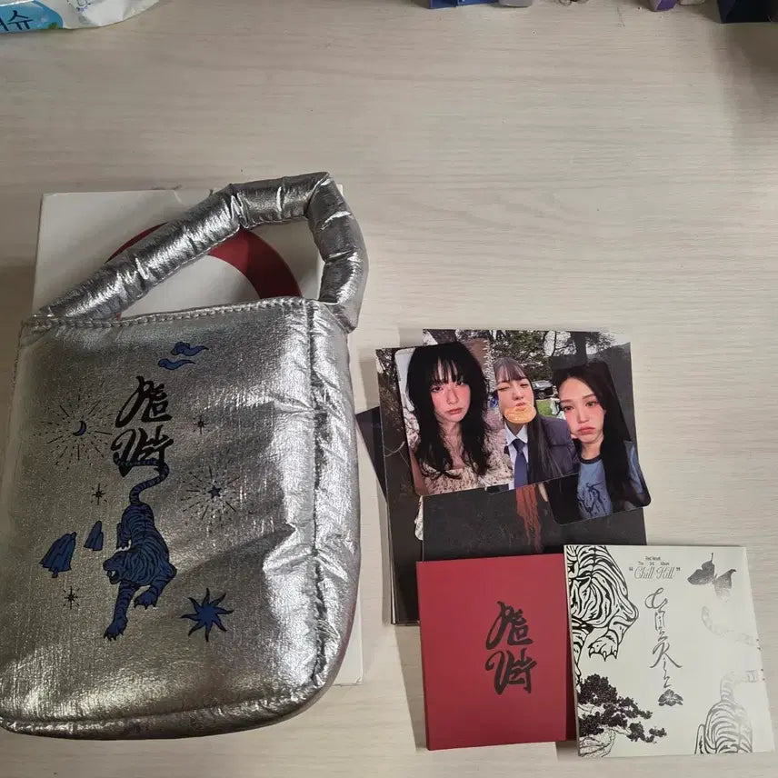 [BUNJANG] Red Velvet Chill Kill Album Bag (Back Version) / 레드벨벳 칠킬 앨범 가방 백버전
