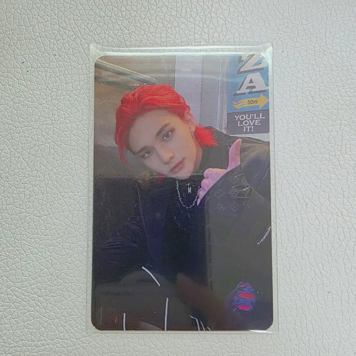 [BUNJANG] ODDINARY Aladdin Lucky Draw Hyunjin Photocard / 오디너리(ODDINARY) 알라딘 특전 (현진)