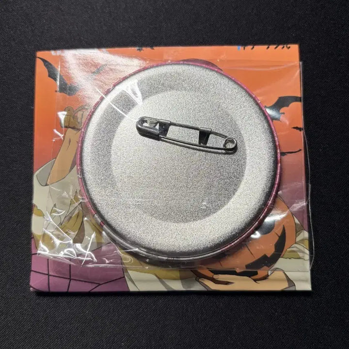 [BUNJANG] Chainsaw Man Halloween Makima Can Badge / (미개봉,희귀매물)체인소맨 할로윈 캔뱃지 마키마