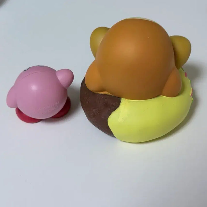 [BUNJANG] Kirby &amp; Waddle Dee Donut Figure Bundle / 별의커비 커비 웨이들디 도넛 피규어