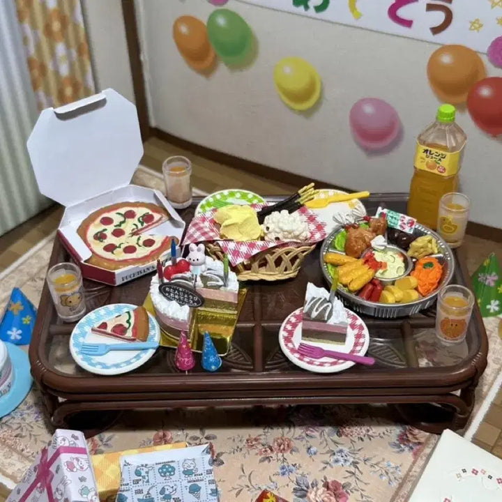 [BUNJANG] Re-Ment Birthday Party Miniature Set (First Edition Limited) / 리멘트 생일 파티 초판한정 새상품