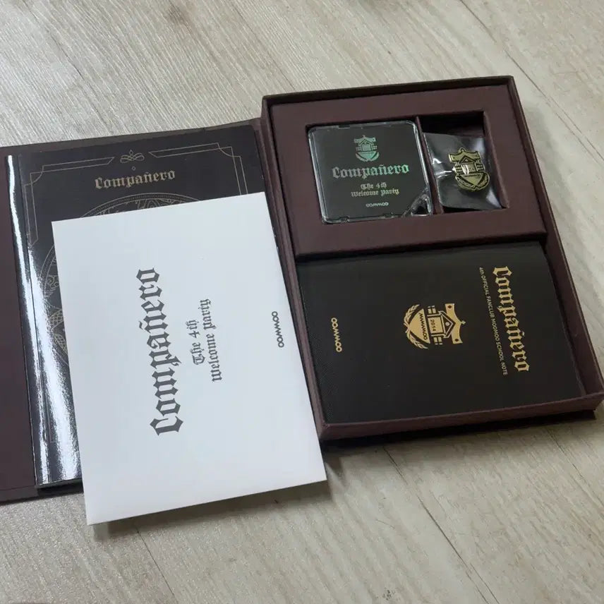 [BUNJANG] Mamamoo Official MOOMOO Kit 3rd &amp; 4th Generation (Sealed) / 마마무 공식 무무 3기, 4기 키트 일괄