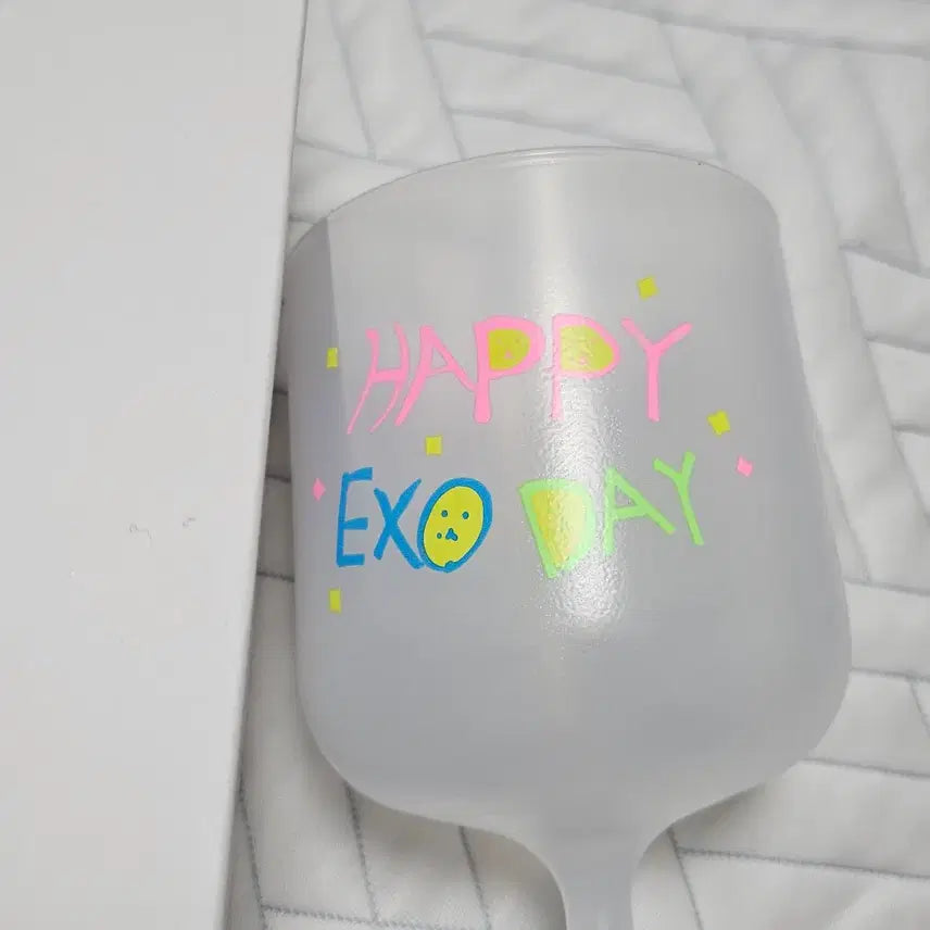 [BUNJANG] Baekhyun Handwritten Wine Glass (Unused) / (미사용) 백현 손글씨 와인컵