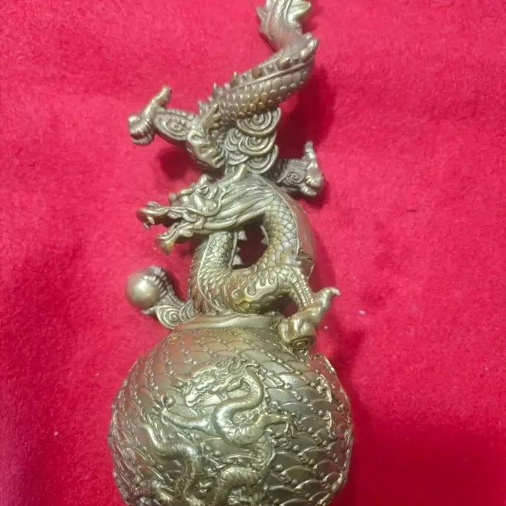 [BUNJANG] Qianlong Period Marked Large Brass Dragon Sculpture (Height 30cm) / [명품 엔틱] 건륭년제 낙관 대형 황동 용 조각상 (높이 30cm, 1.7kg)