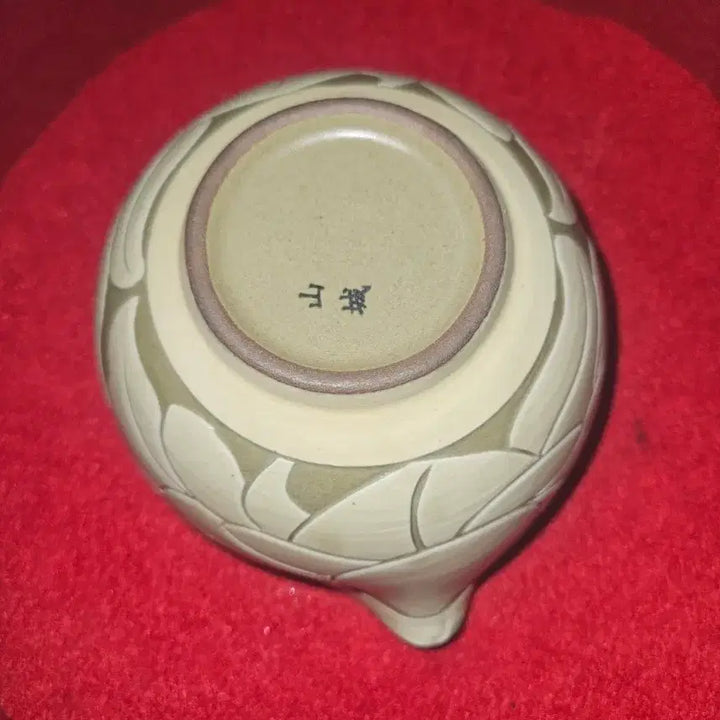 [BUNJANG] Sansung Pottery Sansung Seal Sugoo (Elaborate Carved Tea Ware) / [산성도예] 작가 작품 산성 낙관 수구 (정교한 조각 다기)