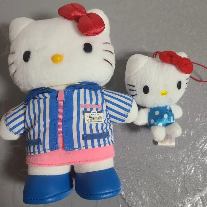 [BUNJANG] Vintage Hello Kitty Plush / 고전 헬로키티 인형