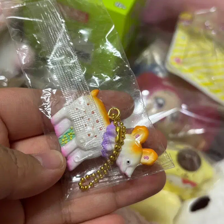 [BUNJANG] Meringue Deer Gacha Keyring / 머랭 사슴 가챠 키링