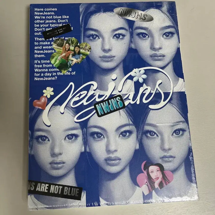 [BUNJANG] NewJeans 1st Album Blue Book Group Sealed / 뉴진스 1집 블루북 단체 미개봉
