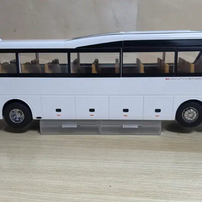 [BUNJANG] 1:32 Scale Hyundai Universe Model Bus / 현대 유니버스 1:32 스케일 모형 버스