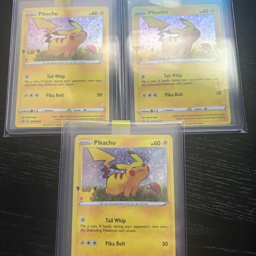 [BUNJANG] Pokemon 25th Anniversary North American Pikachu Holo Card / 포켓몬 카드 25주년 북미 피카츄 홀로