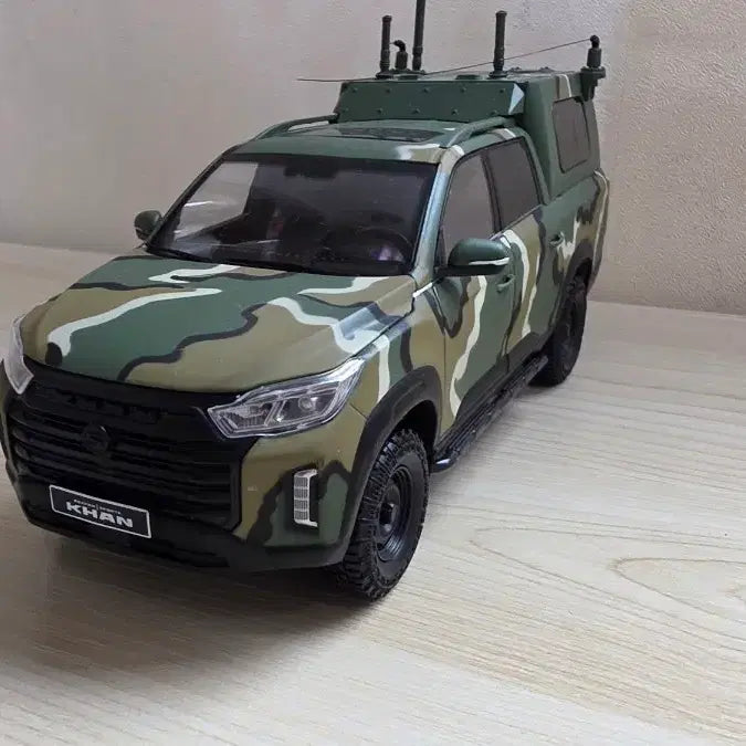 [BUNJANG] Rexton Sports Khan Military 1:24 Scale Model (Damaged) / 렉스턴 스포츠 칸 밀리터리 1:24 (하자품)