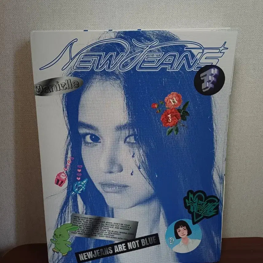 [BUNJANG] NewJeans Danielle Blue Book Album / 뉴진스 다니엘 블루북 앨범 판매
