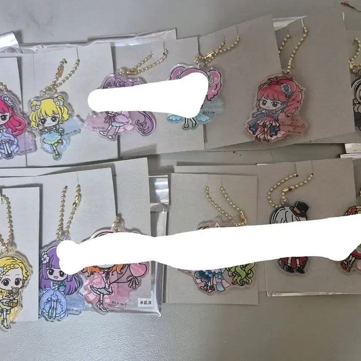[BUNJANG] PriPara &amp; Aikatsu! Character Acrylic Keychains / 프리파라 아이엠스타 아이카츠 카츠파라 스타파라 가든파티 키링 미래 소피 쥬리 린 희나