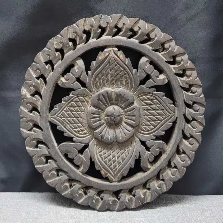[BUNJANG] Wooden Hand-Carved Flower Pattern Plate / 원목 꽃문양판