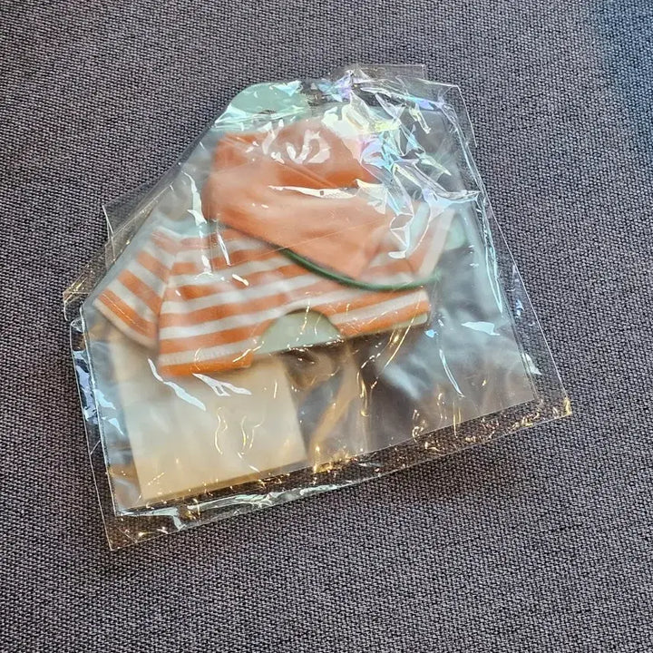 [BUNJANG] Stray Kids Outfit Citrus Version Doll Clothes (Sealed) / 스트레이키즈 스키즈 스키주 제주 전시 아웃핏 시트러스 버전 미개봉 미사용 새제품