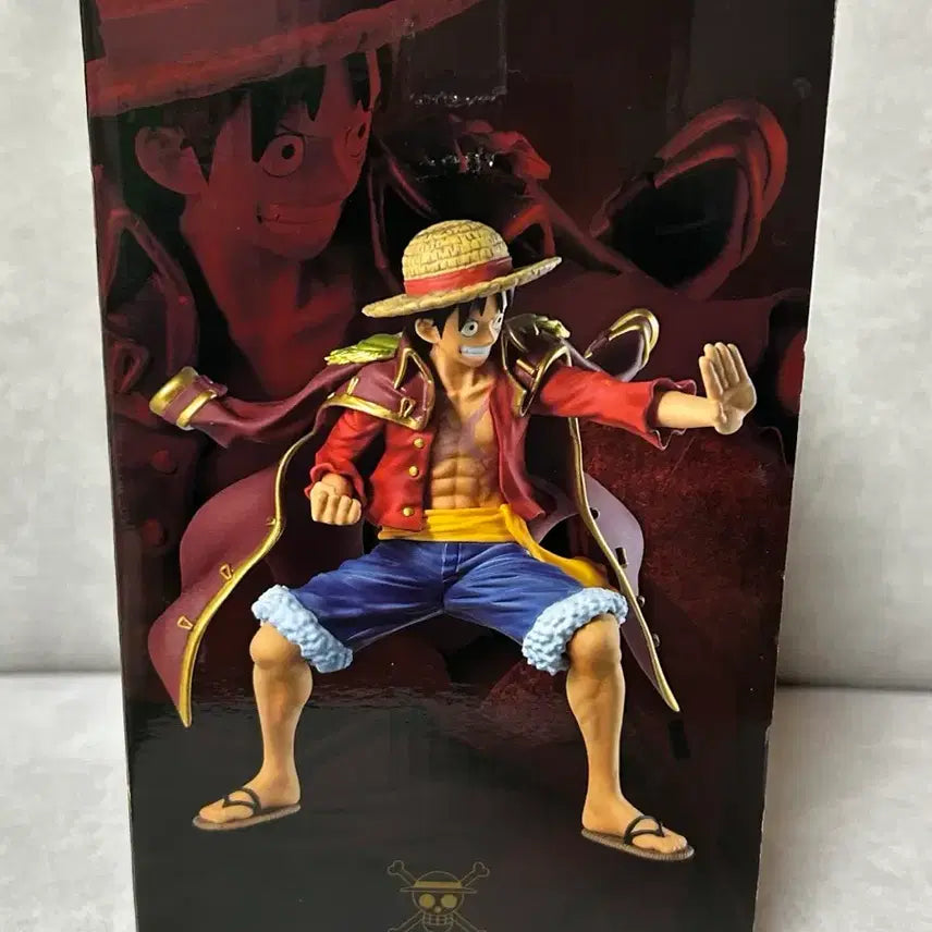 [BUNJANG] Ichiban Kuji One Piece Legend of Time Monkey D. Luffy &amp; Gol D. Roger Cloaked Figure Prize A (Sealed) / 미개봉 원피스 제일복권 이치방쿠지 루피 로저 망토 피규어 A상