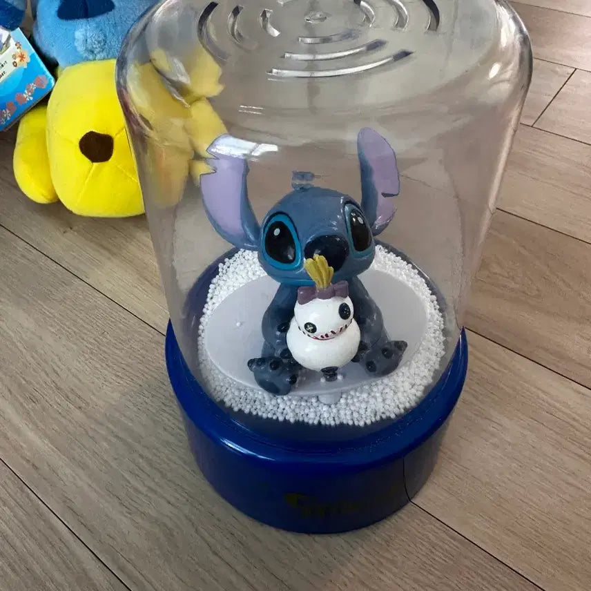 [BUNJANG] Disney Stitch Snow Globe / 디즈니 스티치 스노우볼