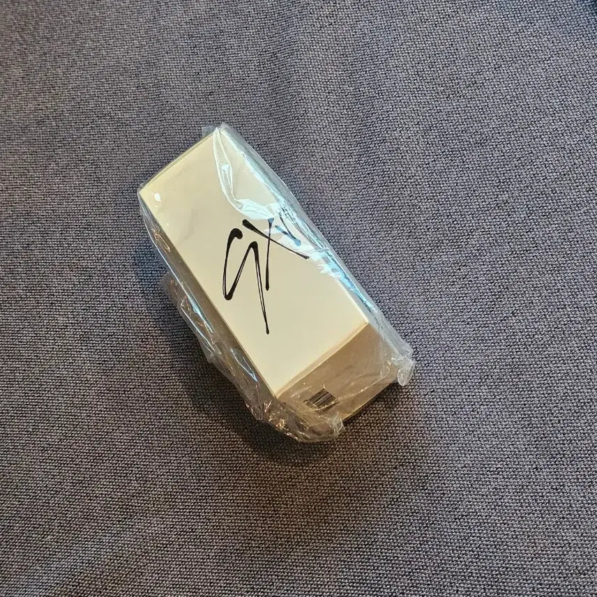 [BUNJANG] Stray Kids Victory Pop-up Store Official Goods Light Stick Mini Keychain (Sealed) / 스트레이키즈 스키즈 빅토리 팝업 스토어 공식 MD 굿즈 라이트 스틱 응원봉 미니 키링 미개봉 새상품 새제품