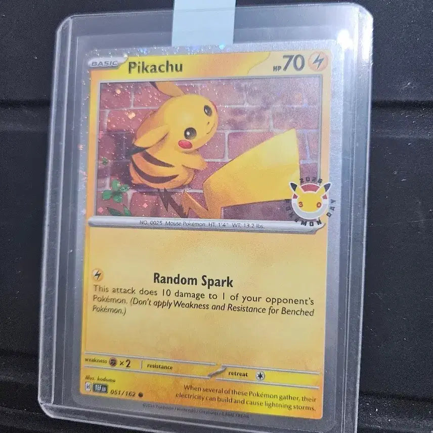 [BUNJANG] Pokemon Card 30th Anniversary Pikachu / 포켓몬카드 30주년피카츄