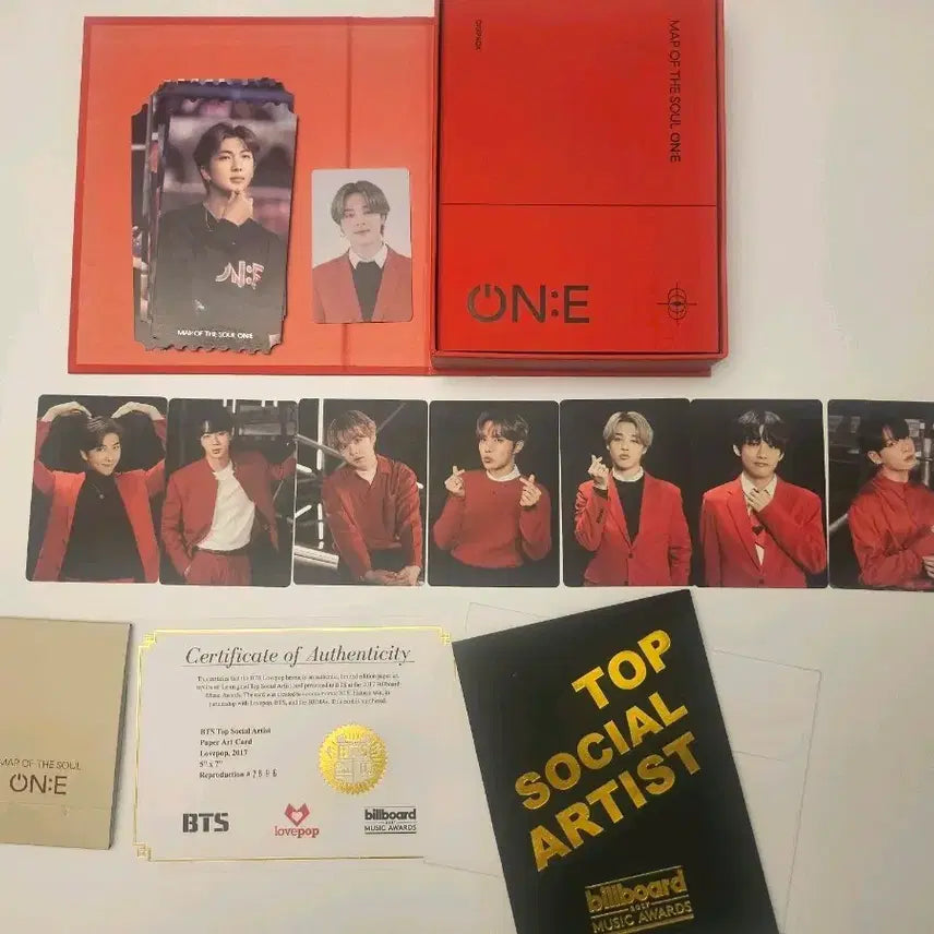 [BUNJANG] BTS On:Con DVD Photocard + Rare Billboard Card / 방탄 온콘 dvd 포카 + 희귀 빌보드 카드