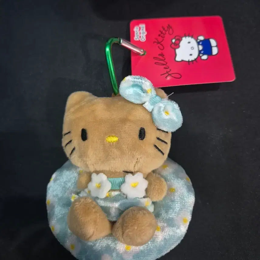 [BUNJANG] Tanning Hello Kitty Plush Keyring / 태닝 헬로키티 봉제 인형 키링 (새상품)