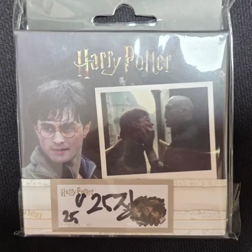 [BUNJANG] Harry Potter CinéShop Polaroid Postcard Set (25 Pieces) / 해리포터 씨네샵 폴라로이드 엽서 25장 세트