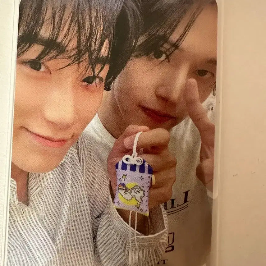 [BUNJANG] ATEEZ ATINY ZONE Membership MD Unit Photocard Wooyoung San / 에이티즈 팬미팅 에이티니존 멤버십 엠디 우산 유닛 포카
