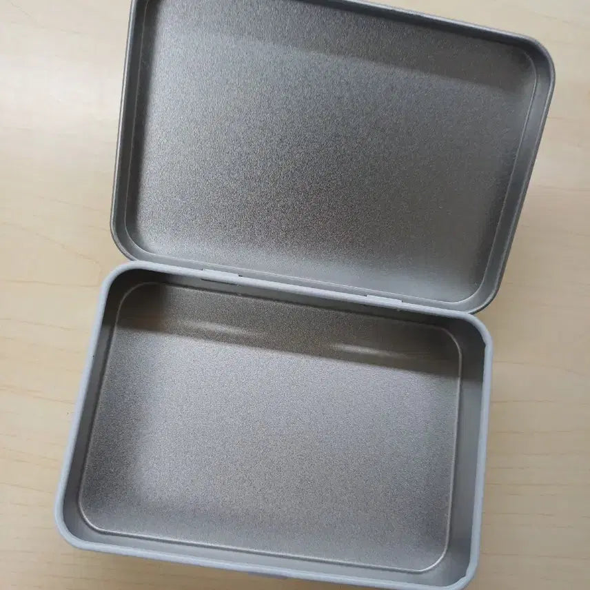 [BUNJANG] Lee Revolution Gemini 2024 Pop-up Tin Case / 리레볼루션 제미니 2024 팝업 틴케이스 판매