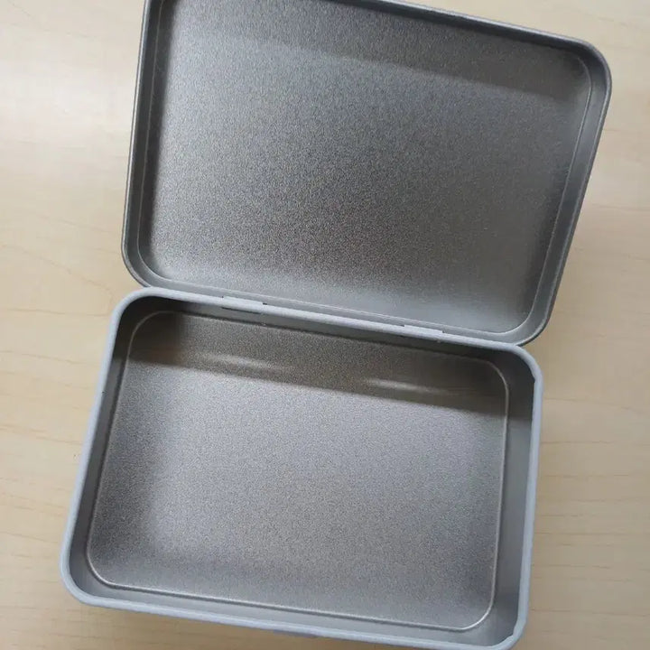 [BUNJANG] Lee Revolution Gemini 2024 Pop-up Tin Case / 리레볼루션 제미니 2024 팝업 틴케이스 판매