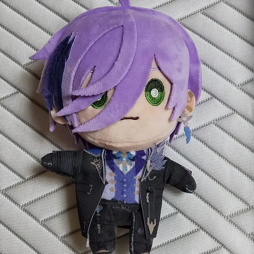 [BUNJANG] Nijisanji Nesu Plush / 니지산지 네스 니지 누이 인형