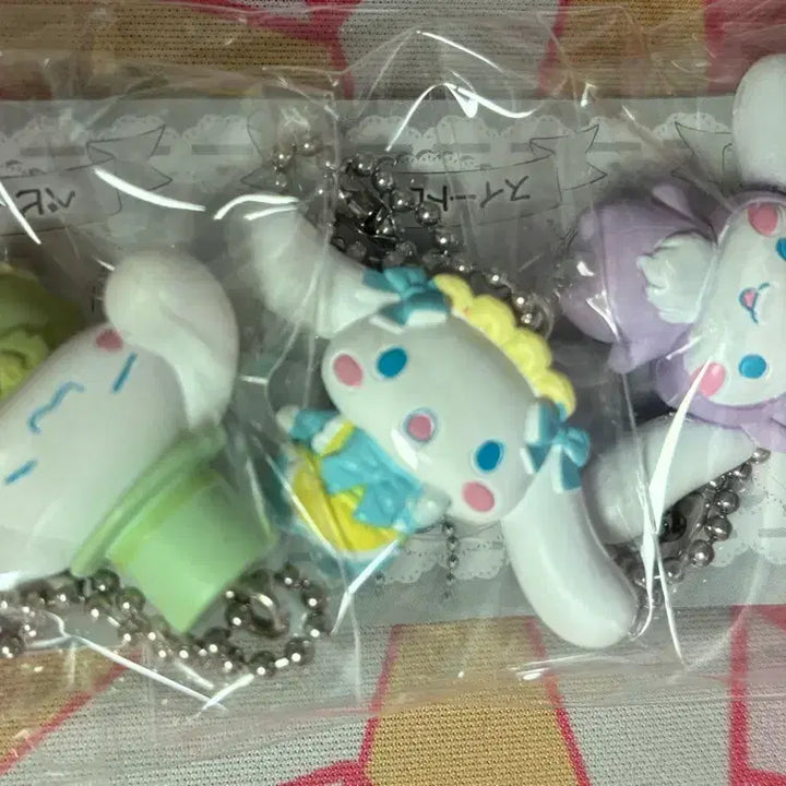 [BUNJANG] Sanrio Cinnamoroll Sweet Lolita Mascot Cotton Candy Color Gacha / 캡슐토이 가챠 산리오 시나모롤 스위트 로리타 마스코트 코튼 캔디 컬러 가챠