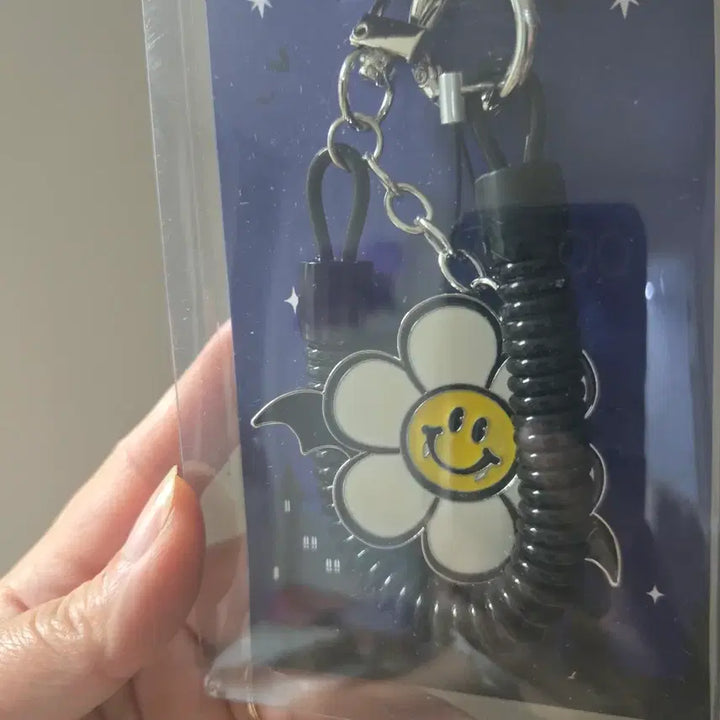 [BUNJANG] ENHYPEN Wiggle Wiggle Anti-Theft Strap / 엔하이픈 위글위글 도난방지 스트랩 (멤버들도 사용했었어요)
