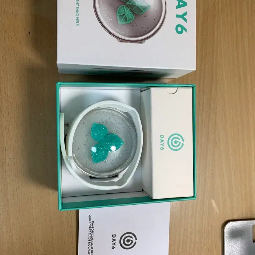 [BUNJANG] DAY6 Madeit Watch 3 Lightstick / DAY6 응원봉 마데워치 3