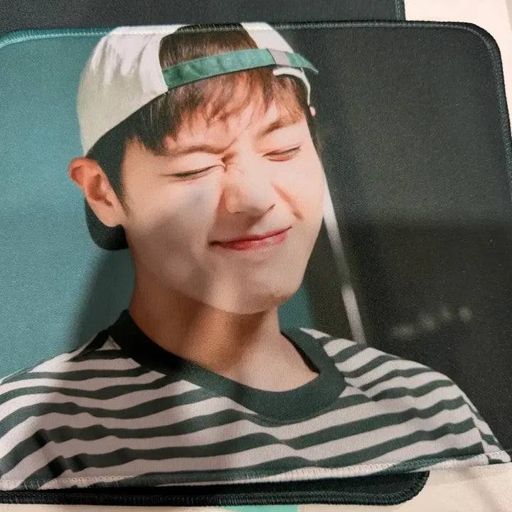 [BUNJANG] Park Jihoon Mousepad &amp; Grip Tok Set / 박지훈 마우스패드 그립톡 (서비스 많이챙겨드려용)