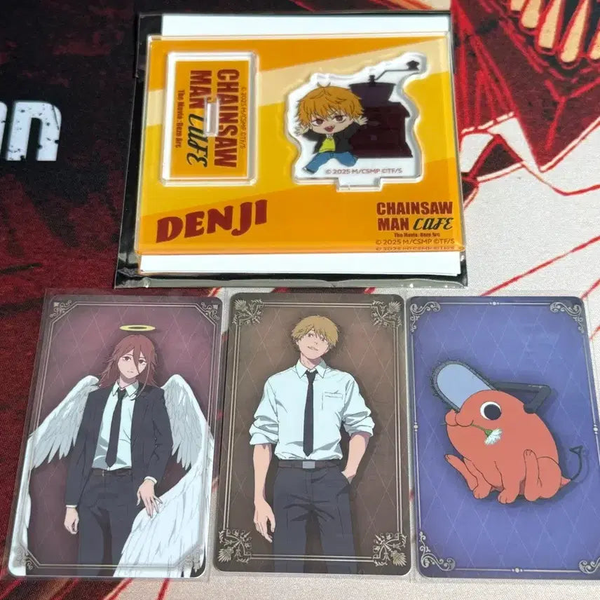 [BUNJANG] Chainsaw Man Reze Arc Denji Acrylic Stand &amp; 3 Photocard Bundle Set / 일괄) 체인소맨 레제편 콜라보 카페 덴지 아크릴 스탠드 &amp; 포토카드 3종