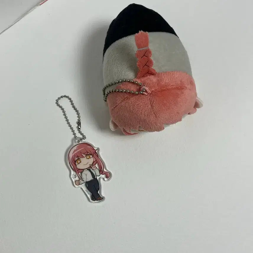 [BUNJANG] Chainsaw Man Makima Potecoro Mascot Acrylic Charm / 마키마 타카라토미아츠 체인소맨 포테코로 마스코트