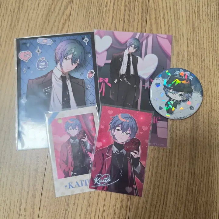 [BUNJANG] Vocaloid Kaito Don Quixote Bromide, Photocard, Can Badge Bundle Set / 보컬로이드 카이토 KAITO 돈키호테 브로마이드 포토카드 캔뱃지 일괄
