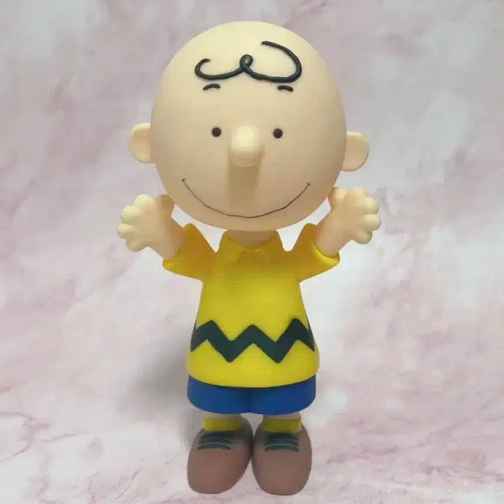 [BUNJANG] Medicom Toy Snoopy Collection 108 Charlie Brown Sofubi Figure 24cm Large / 메디콤토이 스누피 콜렉션 108 찰리브라운 소프비 피규어 24cm 대형 피규어